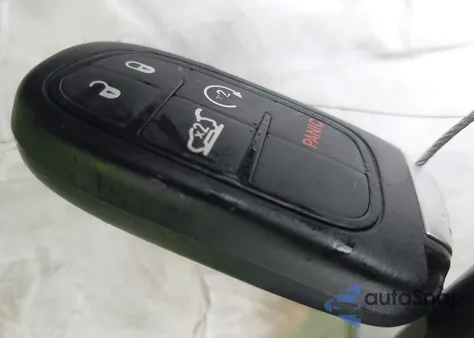 2016 Jeep Cherokee Limited из США, поврежденный, VIN 1C4PJMDSXGW219697